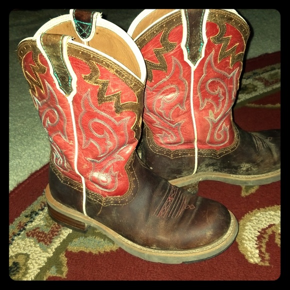 Ariat Shoes - Brown and Red Ariet Boots